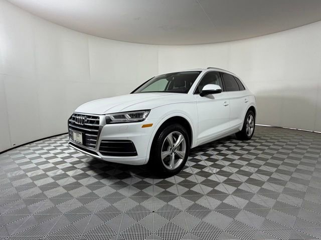 Used 2020 Audi Q5 Premium Plus w/ Premium Plus Package AWD/4WD image 3