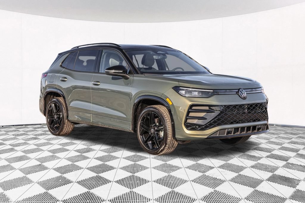 New 2026 Volkswagen Tiguan SE R-Line AWD/4WD image 12
