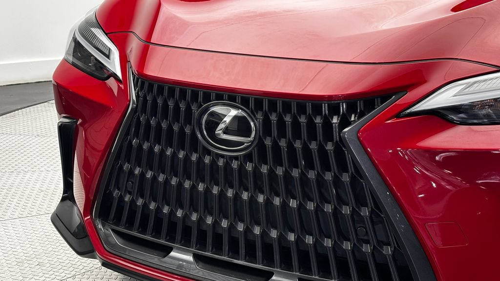 Used 2022 Lexus NX 350 AWD image 2