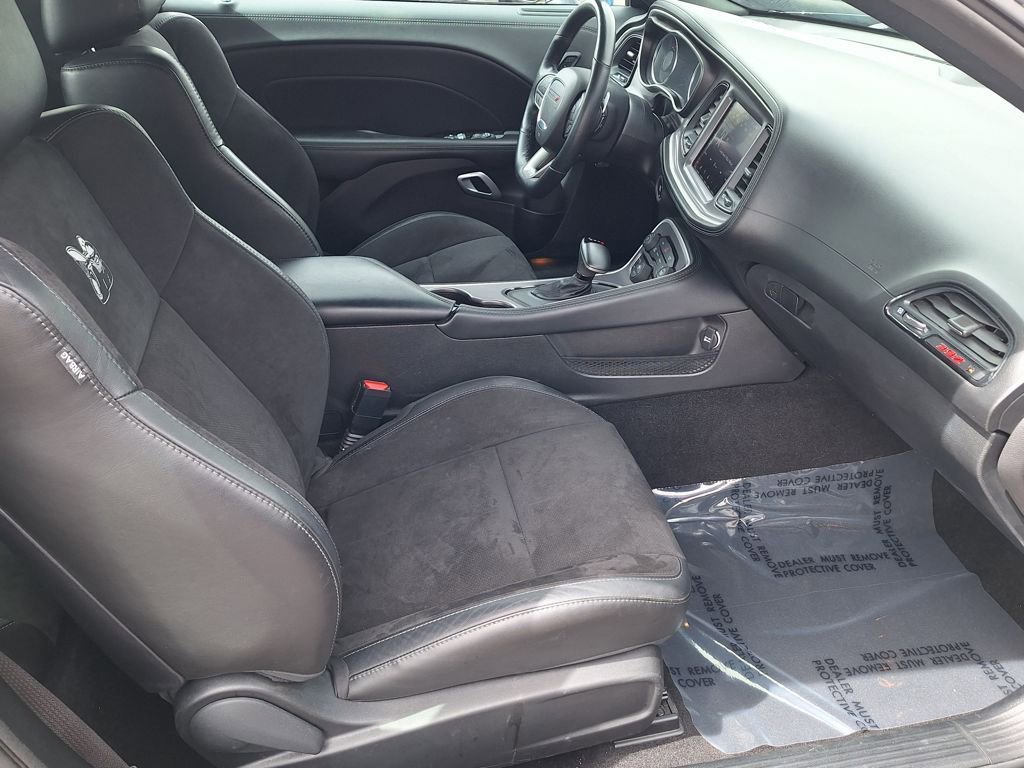 Used 2022 Dodge Challenger R/T Scat Pack RWD image 27