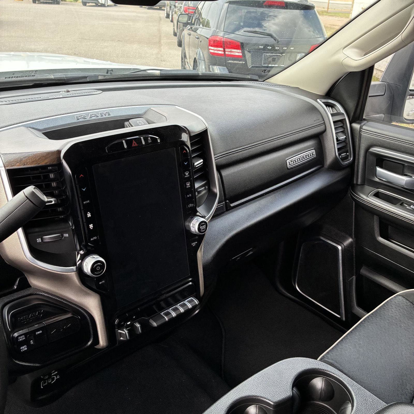 Used 2024 RAM 2500 Laramie image 8