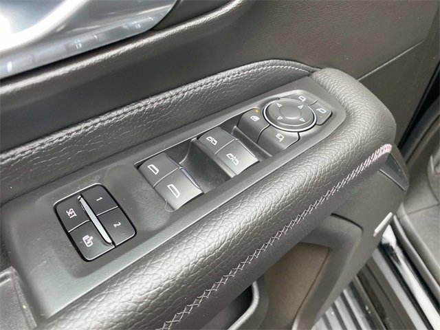 Used 2023 GMC Yukon XL Denali w/ Denali Reserve Package image 15