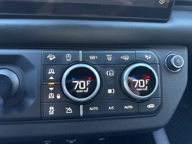 Used 2022 Land Rover Defender 110 V8 image 23