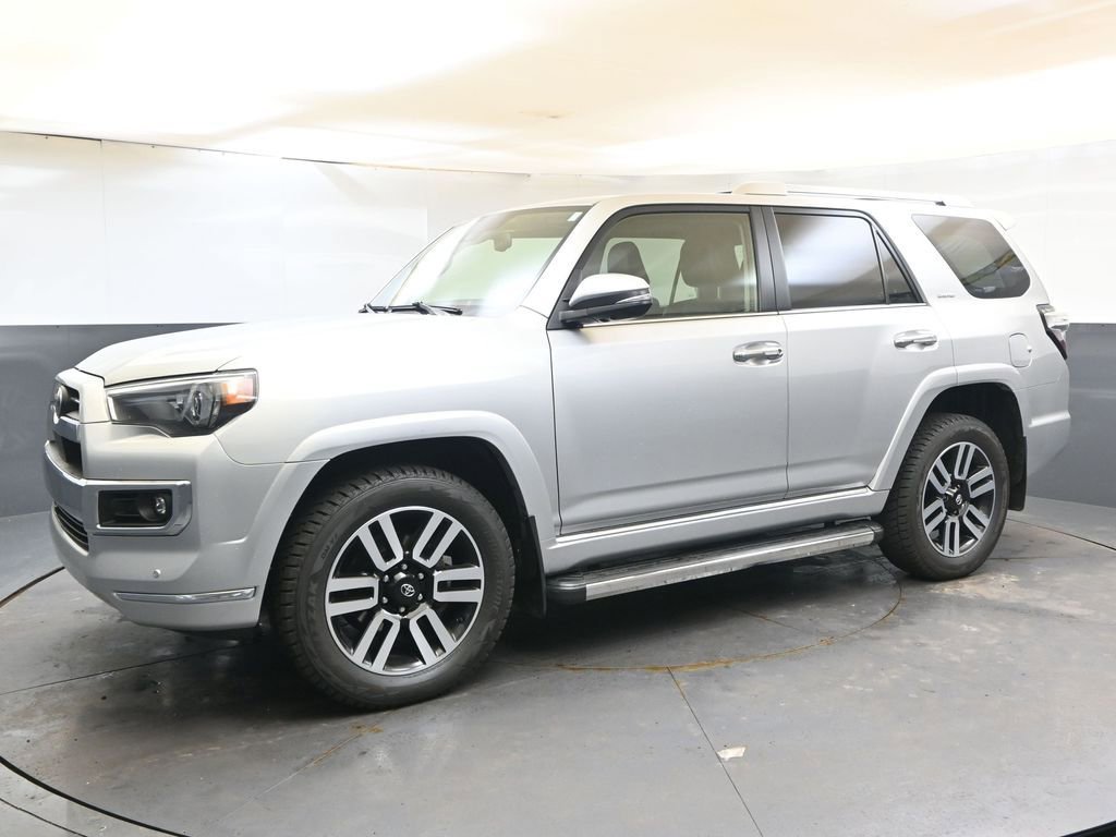 Used 2023 Toyota 4Runner Limited image 2