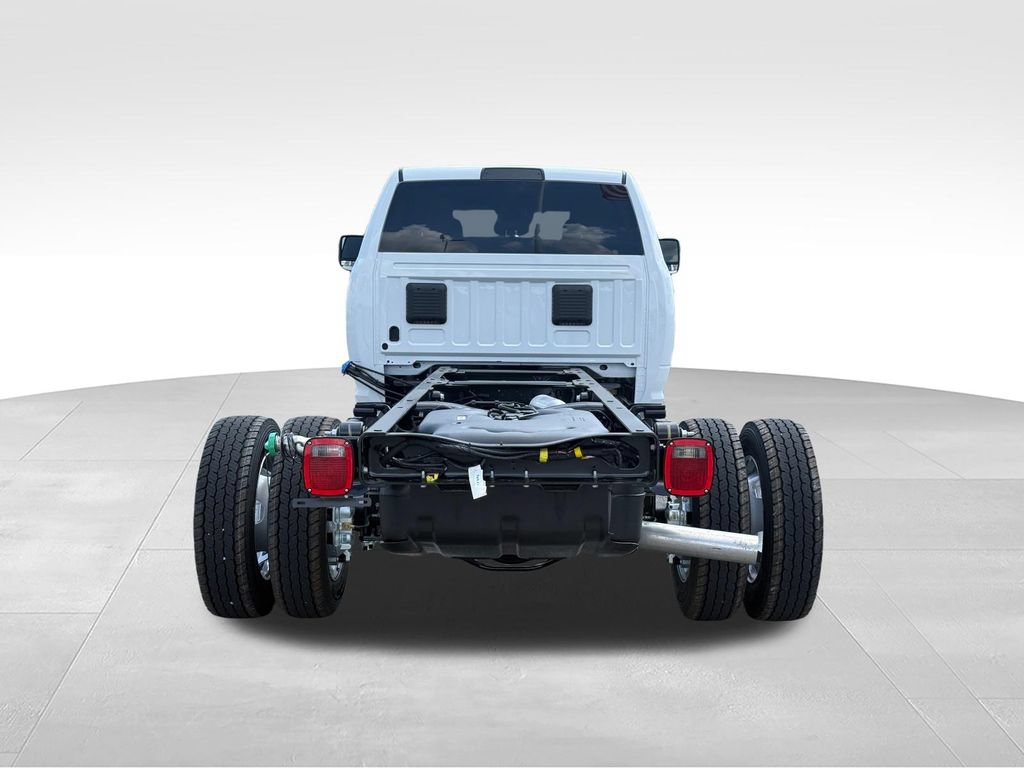 New 2027 RAM 5500 Tradesman w/ Chrome Appearance Group AWD/4WD image 25