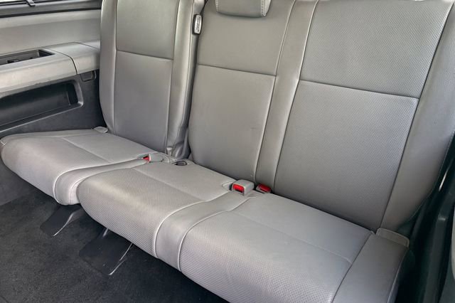 Used 2018 Toyota Sequoia Platinum w/ Carpet Mat Package AWD/4WD image 20