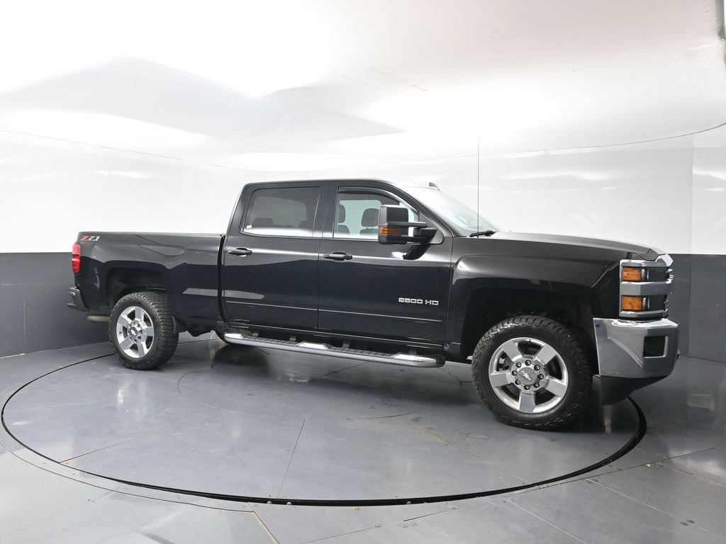 Used 2019 Chevrolet Silverado 2500 LT w/ All Star Edition AWD/4WD image 6