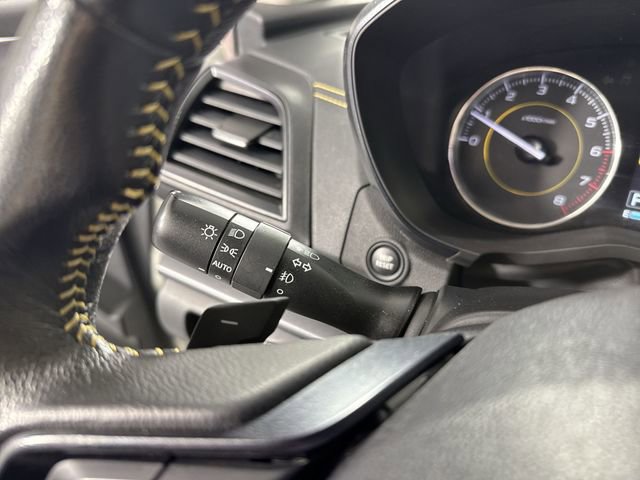 Used 2022 Subaru Crosstrek 2.5i Sport w/ Moonroof Package image 14