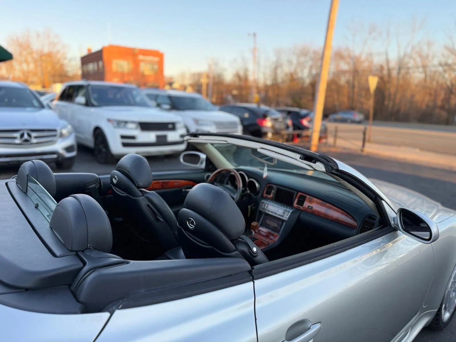 Used 2002 Lexus SC 430 Convertible image 21
