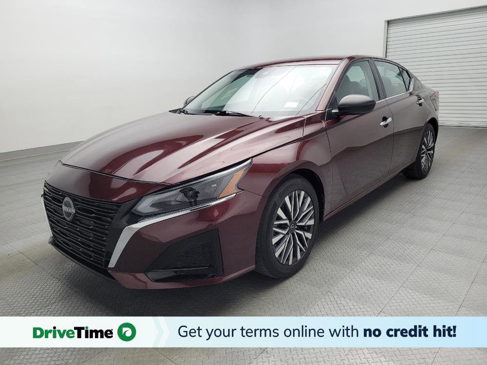 Used 2024 Nissan Altima 2.5 SV image 1