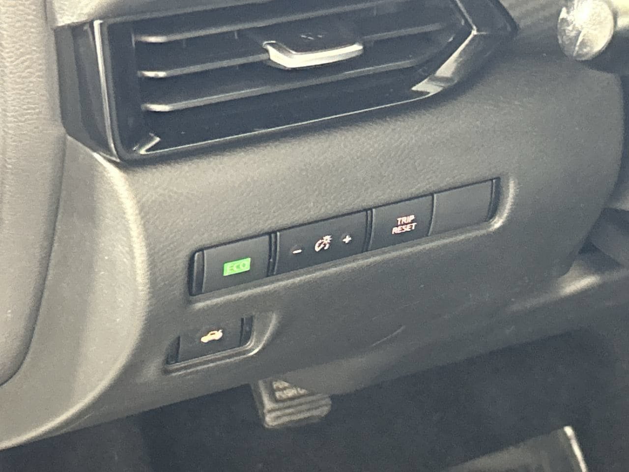 Used 2023 Nissan Sentra SV FWD image 13