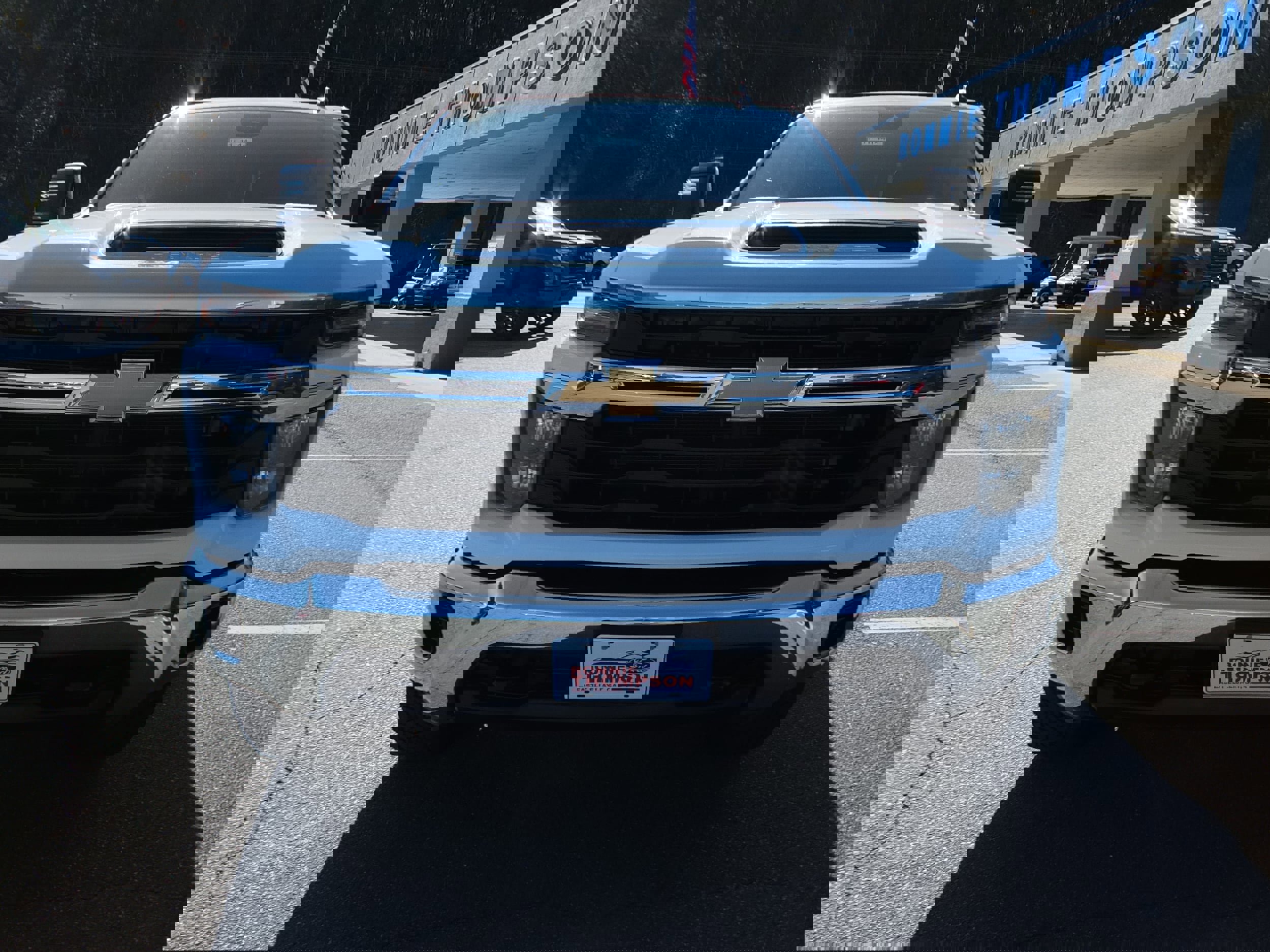 Used 2024 Chevrolet Silverado 2500 LT image 8