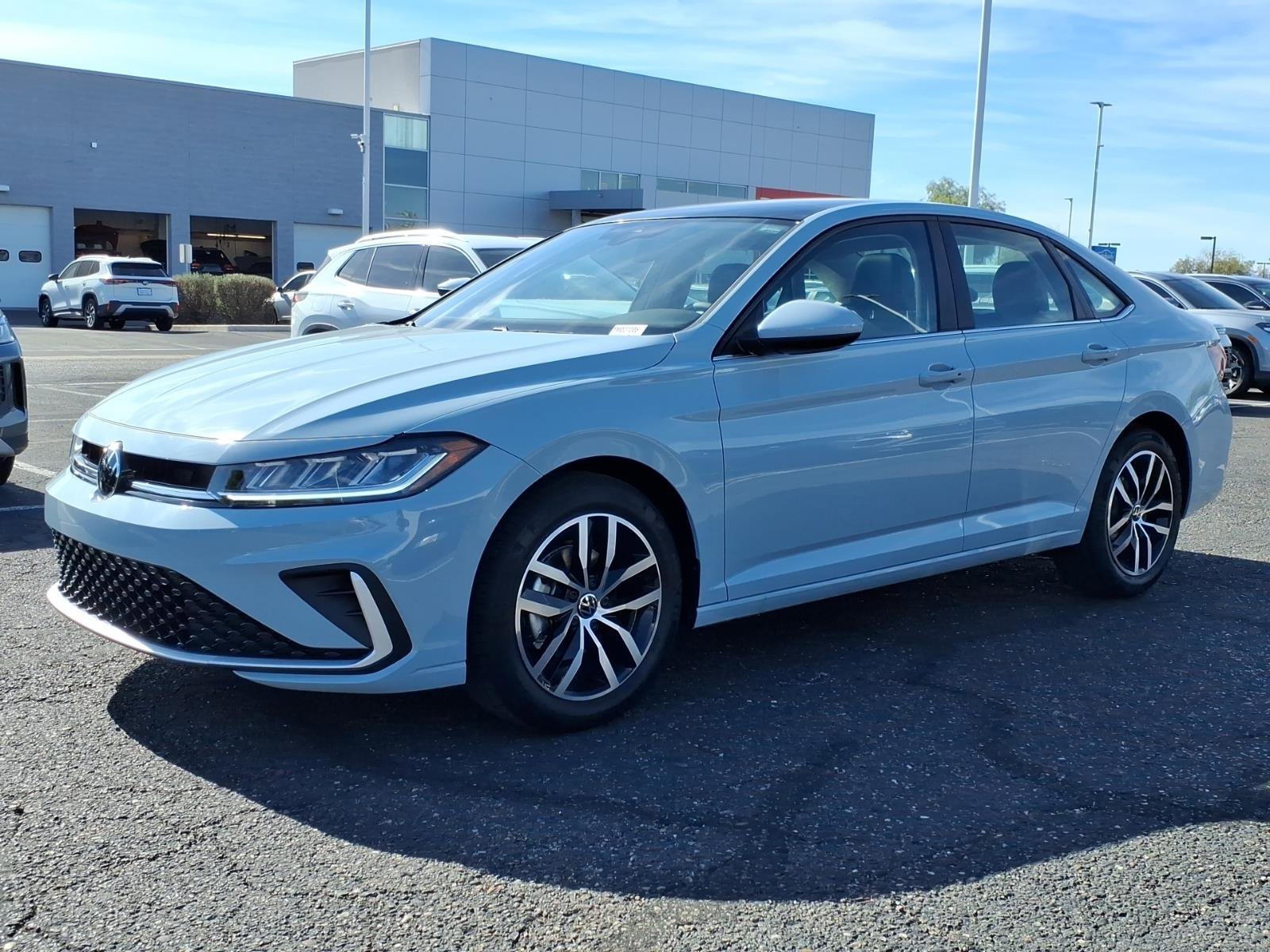 New 2026 Volkswagen Jetta SE image 2
