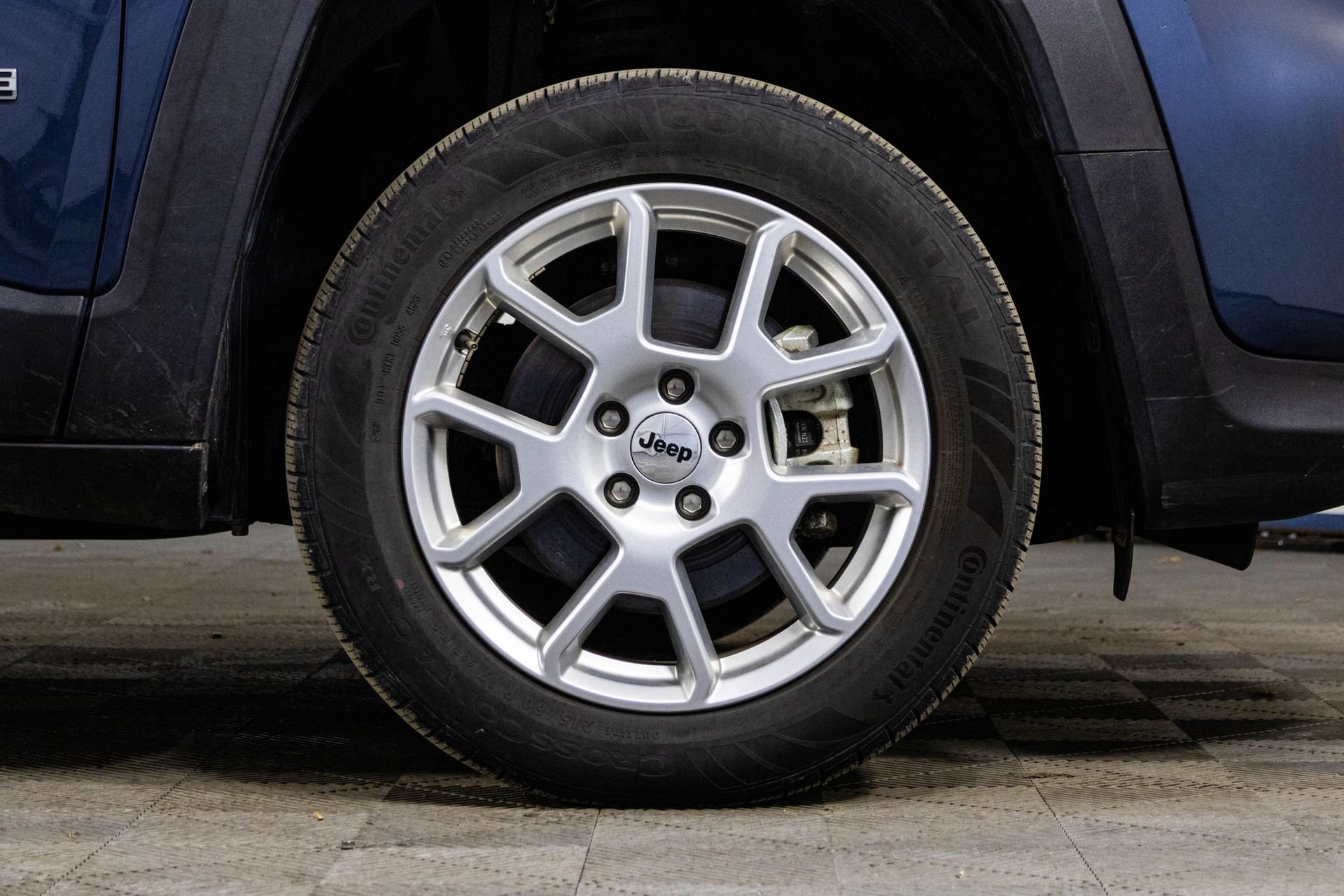 Used 2023 Jeep Renegade Latitude image 40