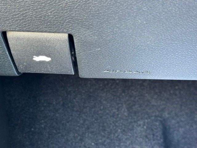 New 2026 Chrysler Pacifica Select image 12