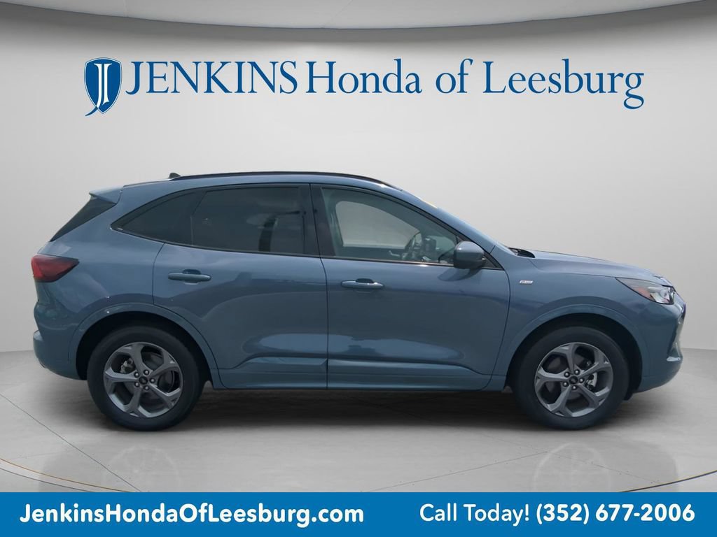 Used 2023 Ford Escape ST-Line Select w/ Tech Pack #2 AWD/4WD image 9