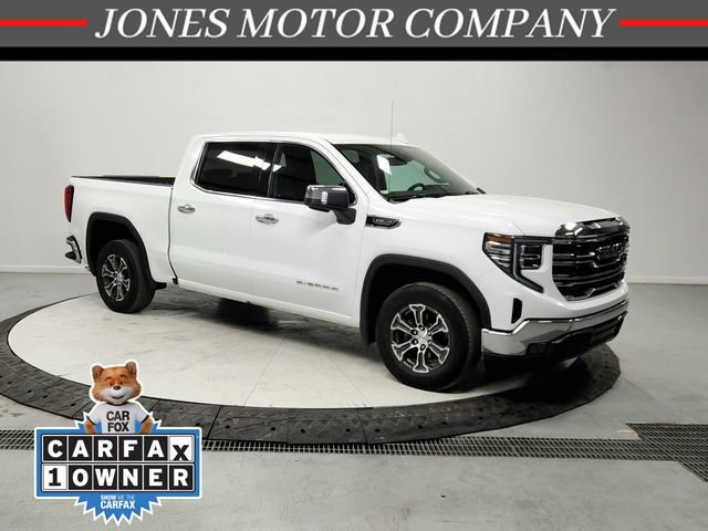 Used 2024 GMC Sierra 1500 SLT image 1