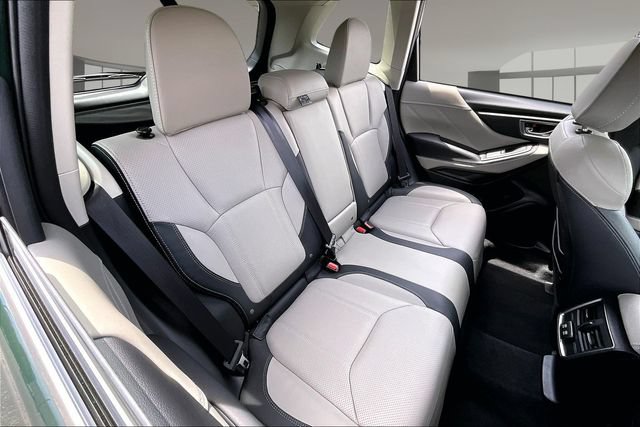 Used 2024 Subaru Forester Limited AWD/4WD image 23