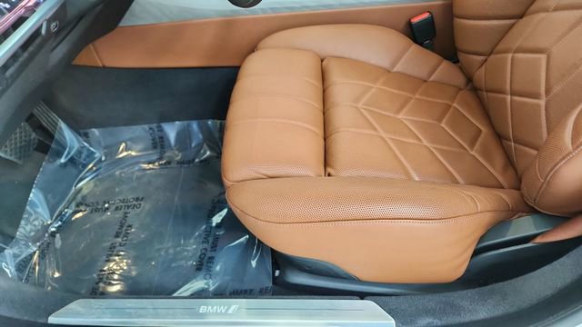 Used 2023 BMW i7 xDrive60 w/ Executive Package 2 image 37