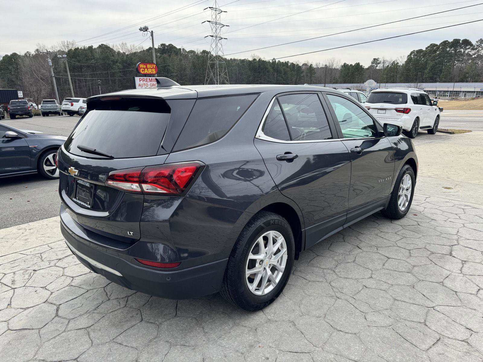 Used 2022 Chevrolet Equinox LT image 12