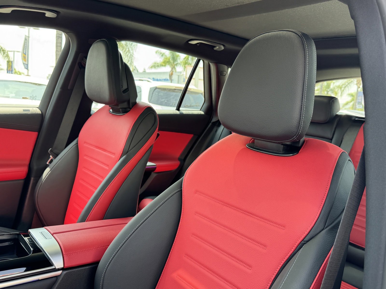 Used 2024 Mercedes-Benz GLC 43 AMG 4MATIC image 22