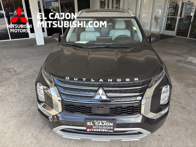 Used 2025 Mitsubishi Outlander SEL AWD/4WD image 9