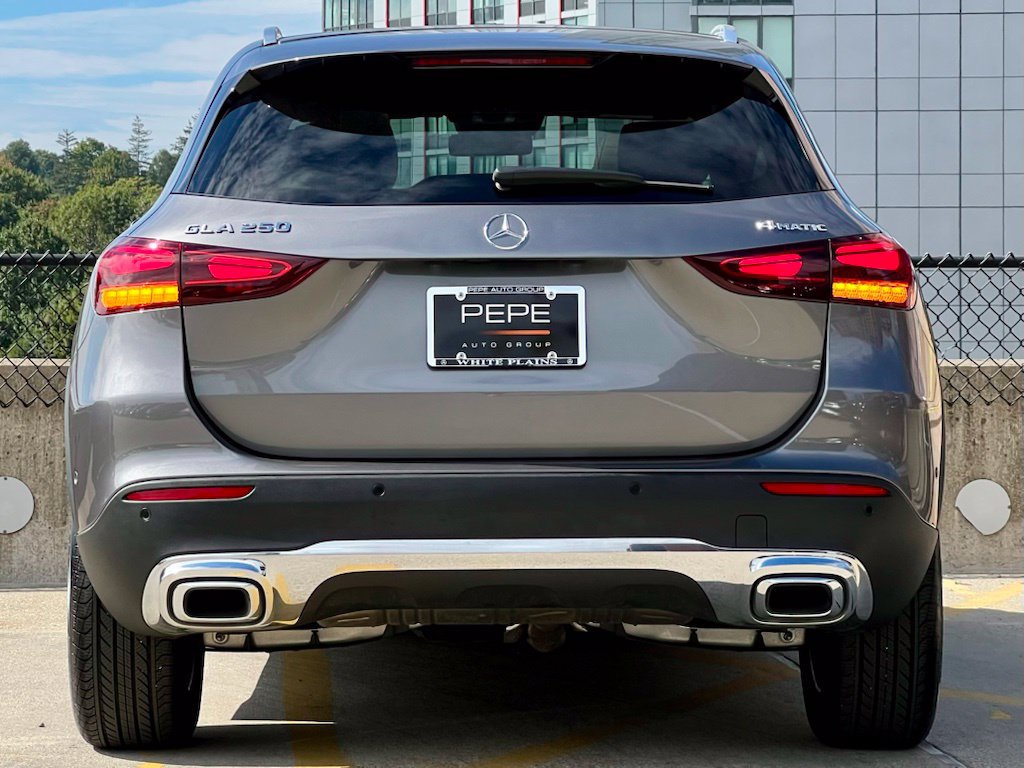 Certified 2026 Mercedes-Benz GLA 250 4MATIC image 6