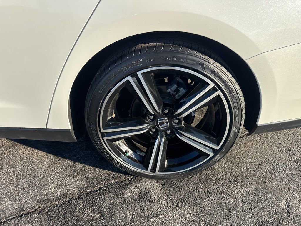 Certified 2023 Honda Accord Sport image 12