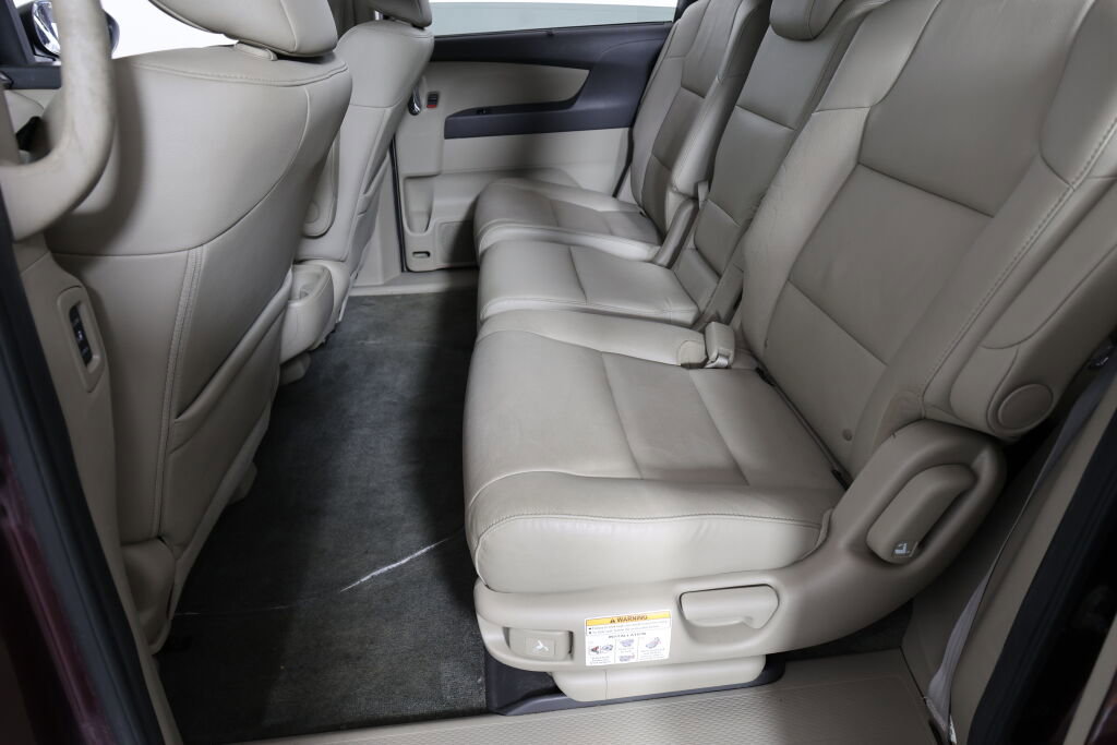 Used 2014 Honda Odyssey EX-L image 16