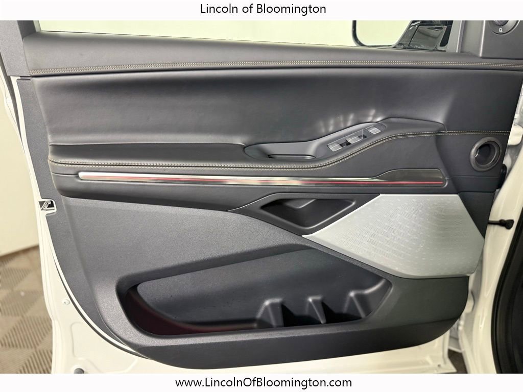 New 2025 Lincoln Navigator L Black Label image 67