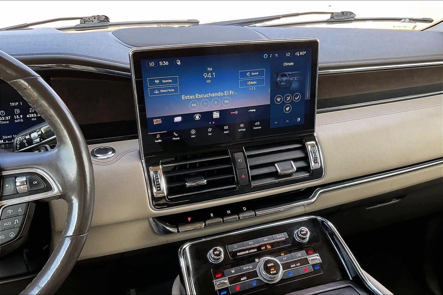 Used 2022 Lincoln Navigator Reserve AWD/4WD image 13