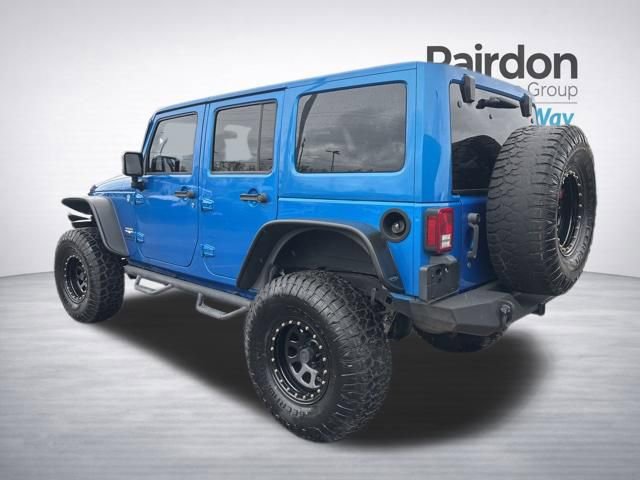 Used 2015 Jeep Wrangler Unlimited Sahara w/ Connectivity Group image 5