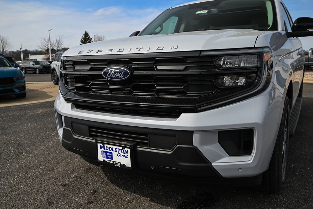 New 2026 Ford Expedition Max Active AWD/4WD image 11