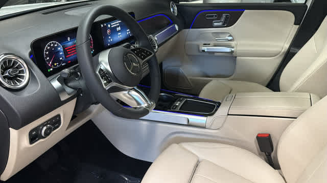 New 2026 Mercedes-Benz GLB 250 4MATIC image 30