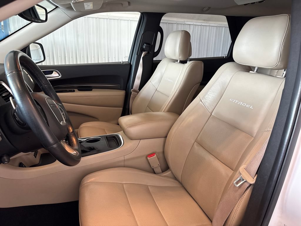 Used 2018 Dodge Durango Citadel w/ Technology Group RWD image 19