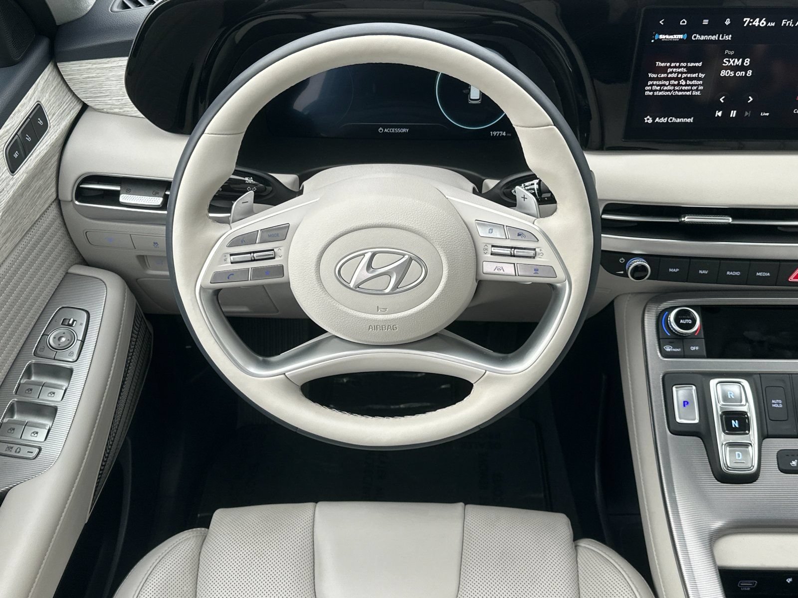 Used 2024 Hyundai Palisade Calligraphy FWD image 14