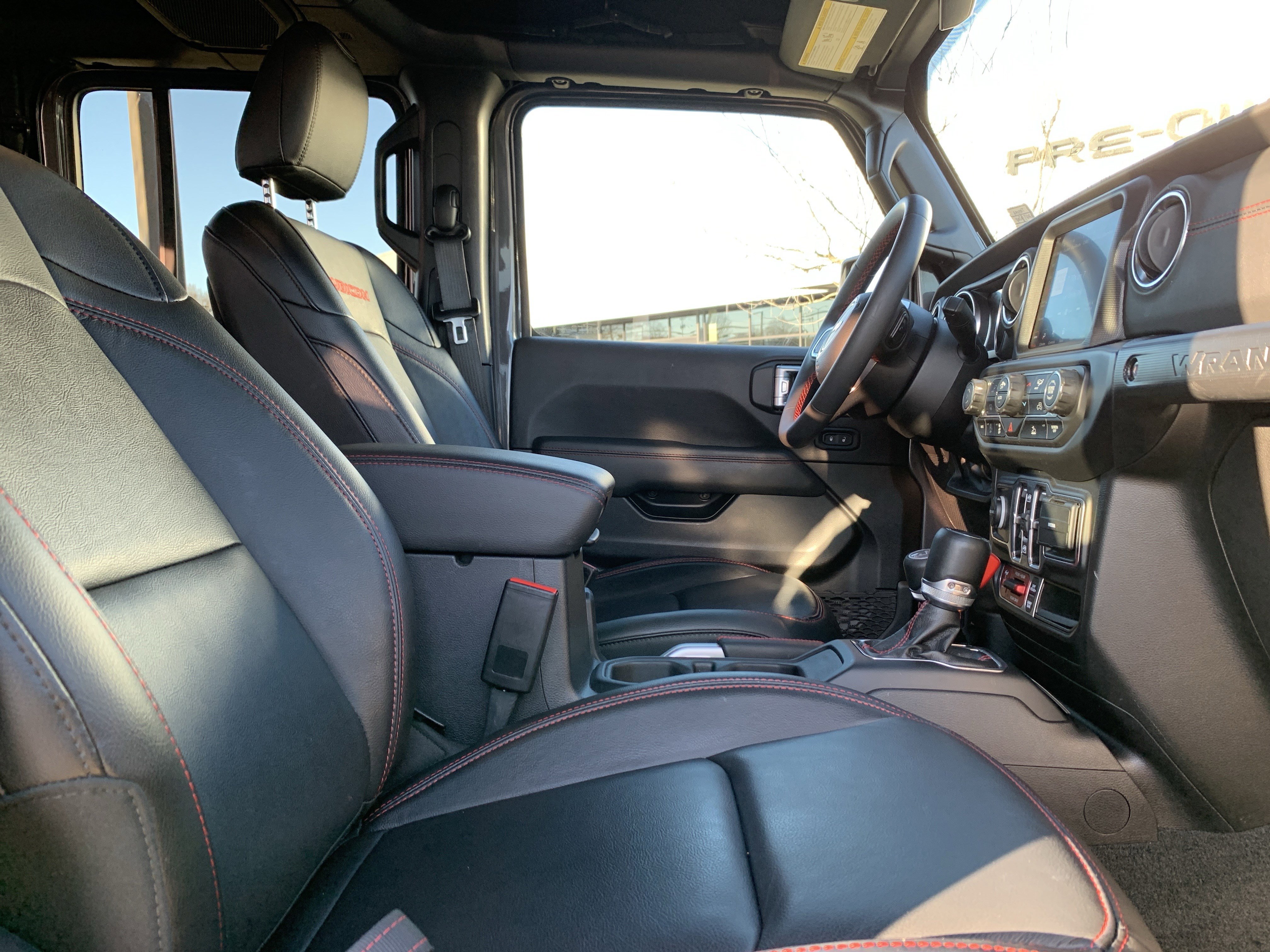 Used 2023 Jeep Wrangler Unlimited Rubicon image 35