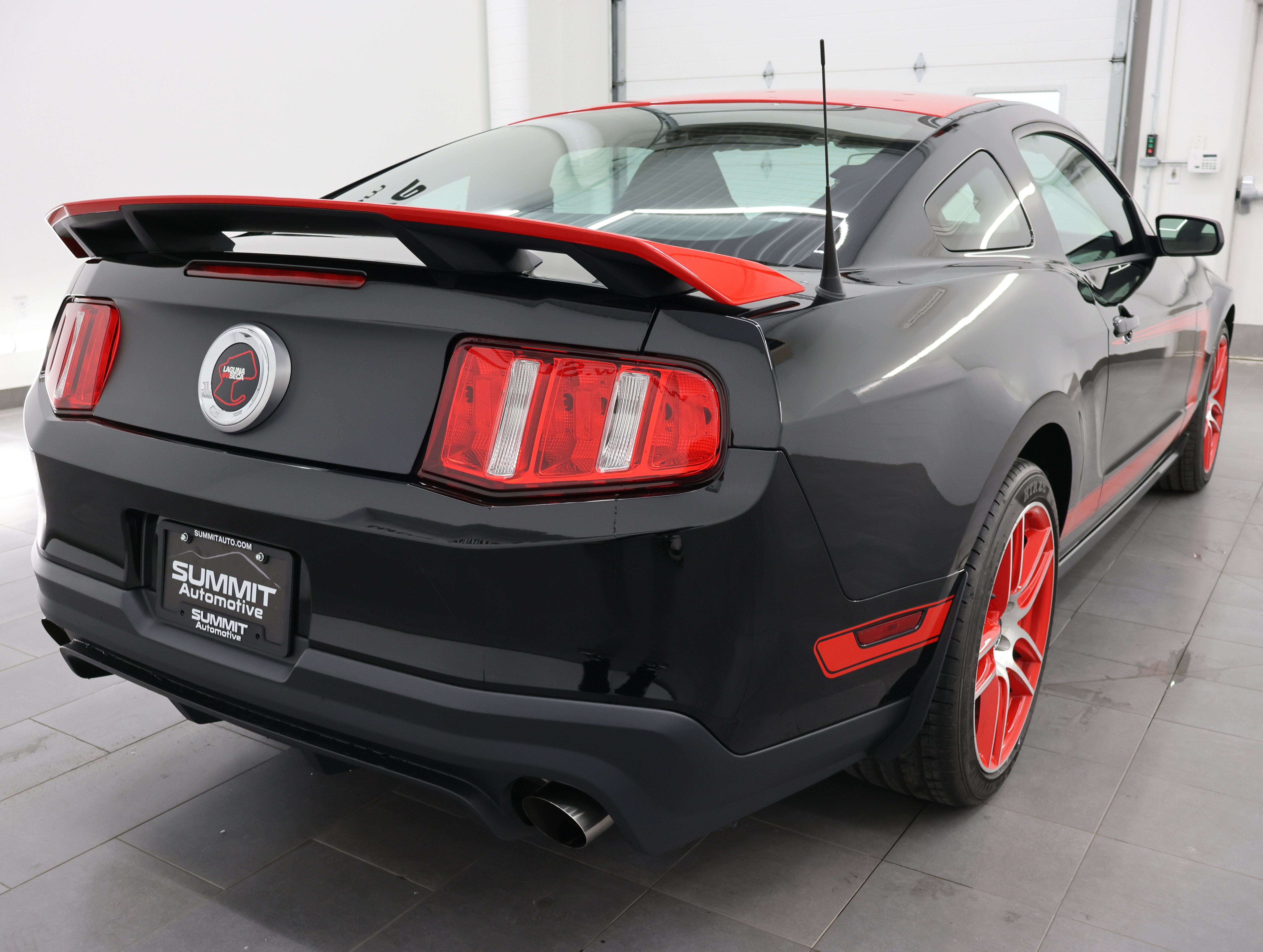 Used 2012 Ford Mustang Boss 302 RWD image 5