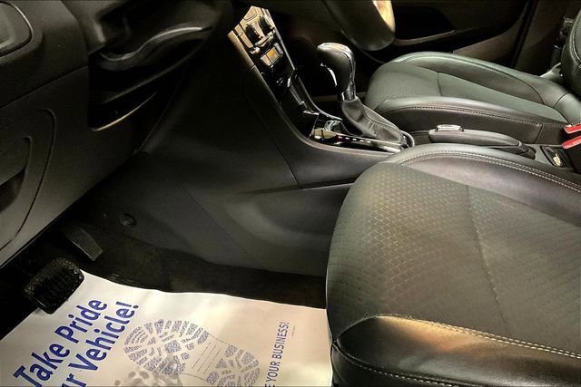 Certified 2022 Buick Encore Preferred w/ Safety Package AWD/4WD image 17