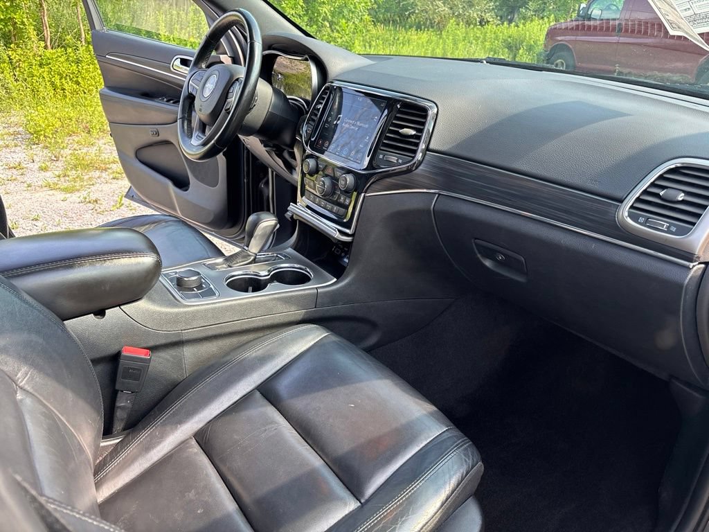 Used 2021 Jeep Grand Cherokee Limited w/ Premium Lighting Group AWD/4WD image 23