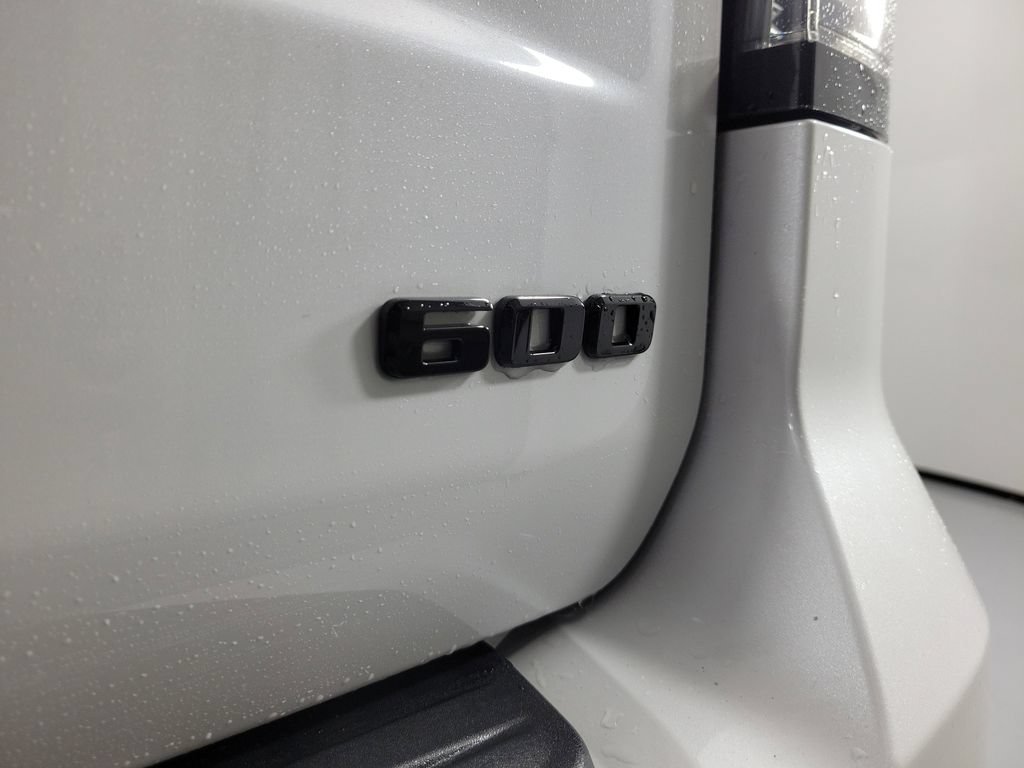 Used 2024 Cadillac Escalade ESV Sport Platinum w/ LPO, Floor Liner Package AWD/4WD image 5