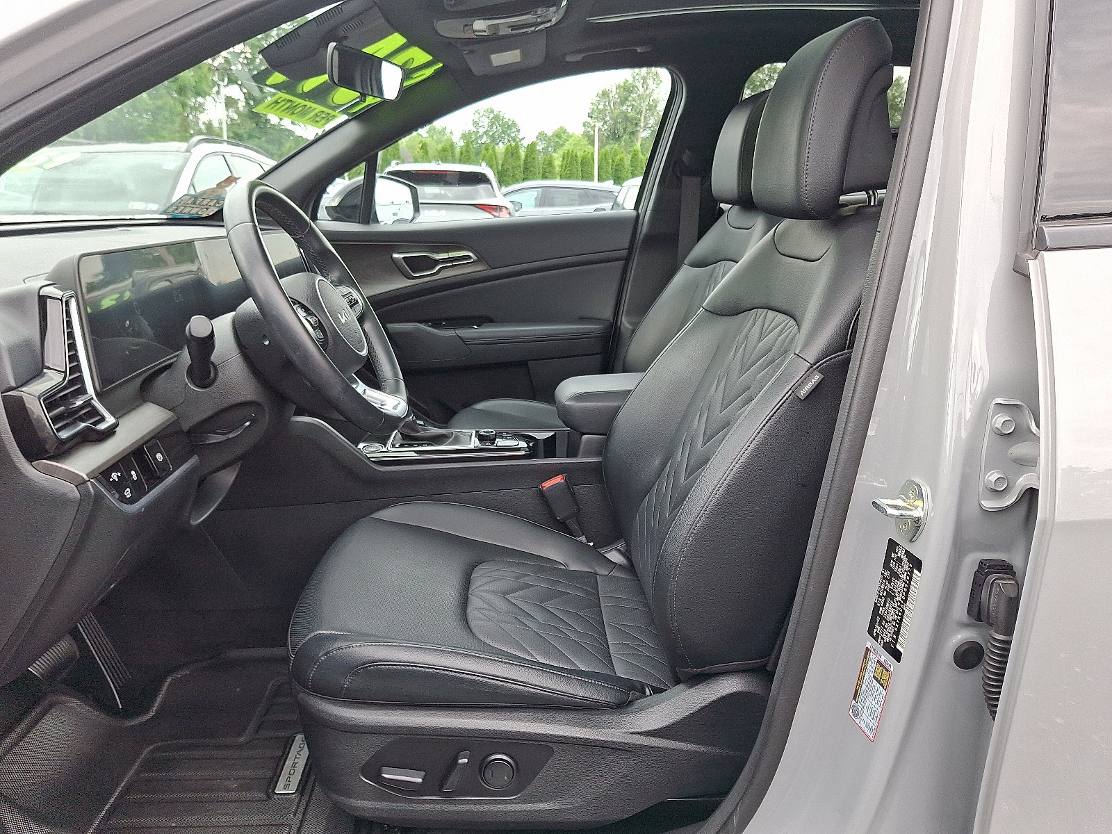 Used 2023 Kia Sportage X-Line w/ X-Line Premium Package image 13