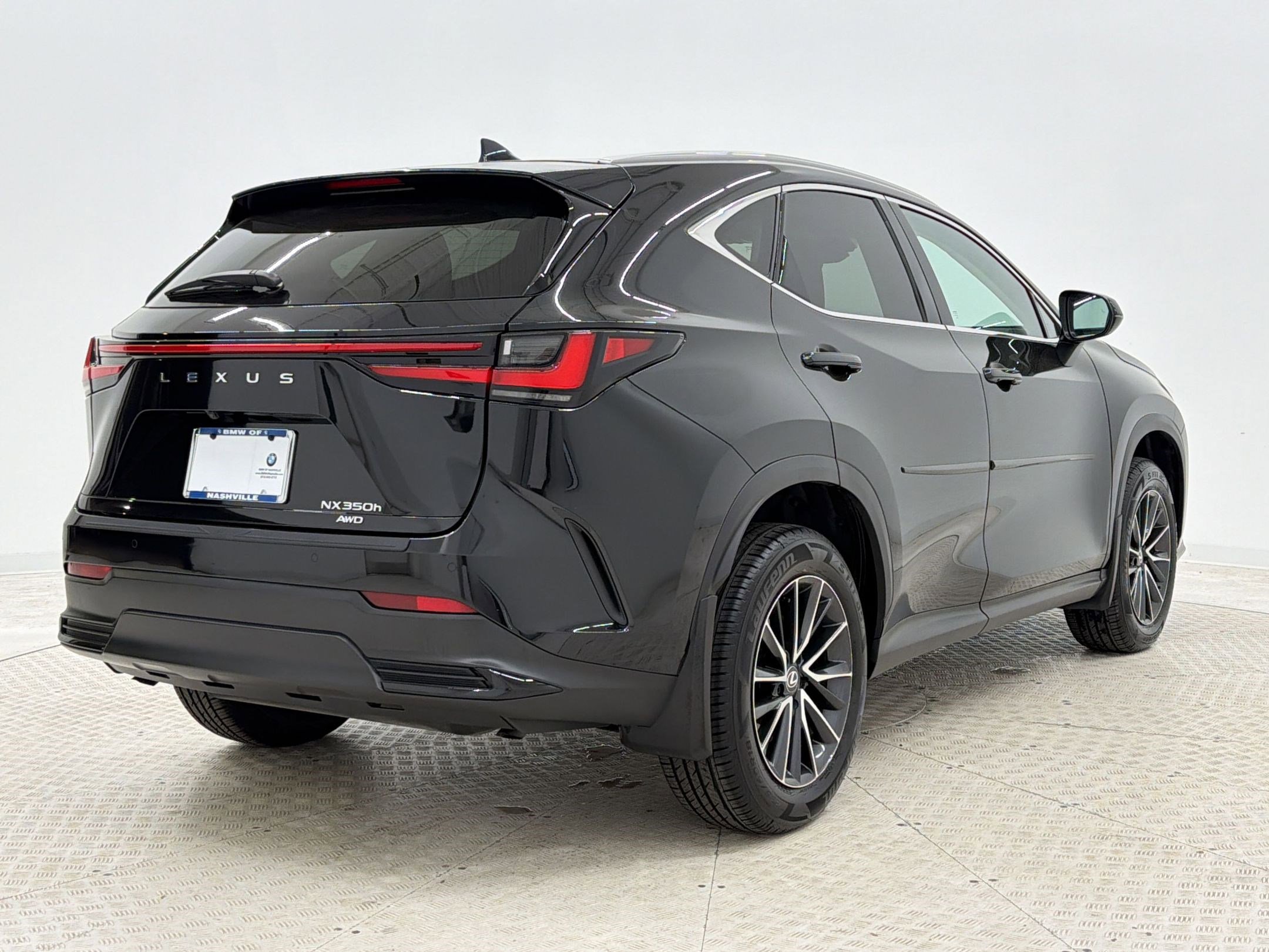 Used 2024 Lexus NX 350h AWD image 9