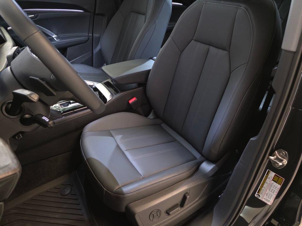 Certified 2026 Audi Q5 Premium w/ Convenience Package AWD/4WD image 25