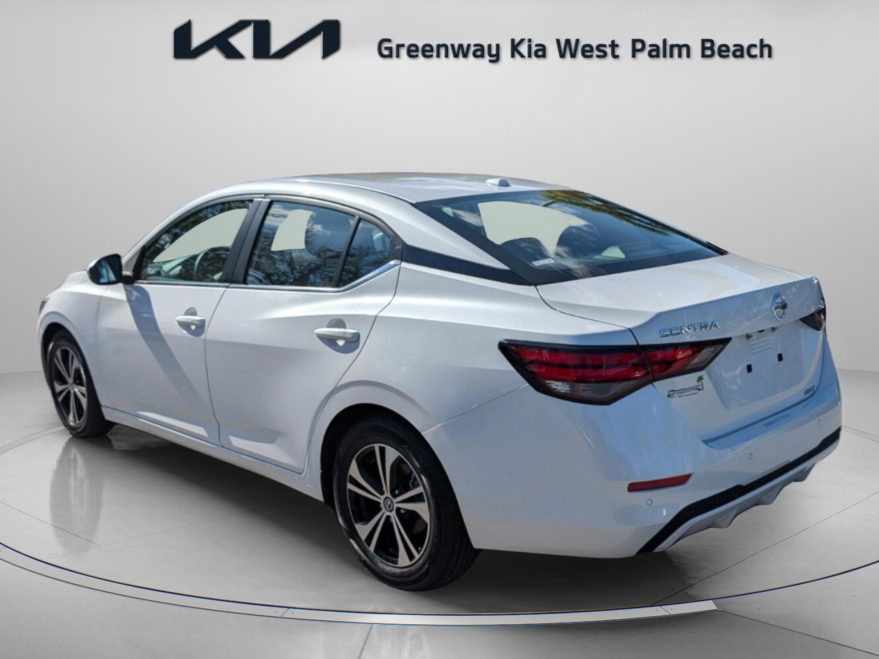 Used 2023 Nissan Sentra SV image 5