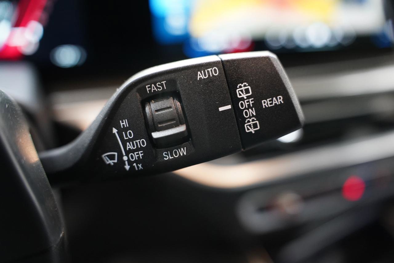 Used 2026 BMW X5 M Competition w/ Executive Package image 18