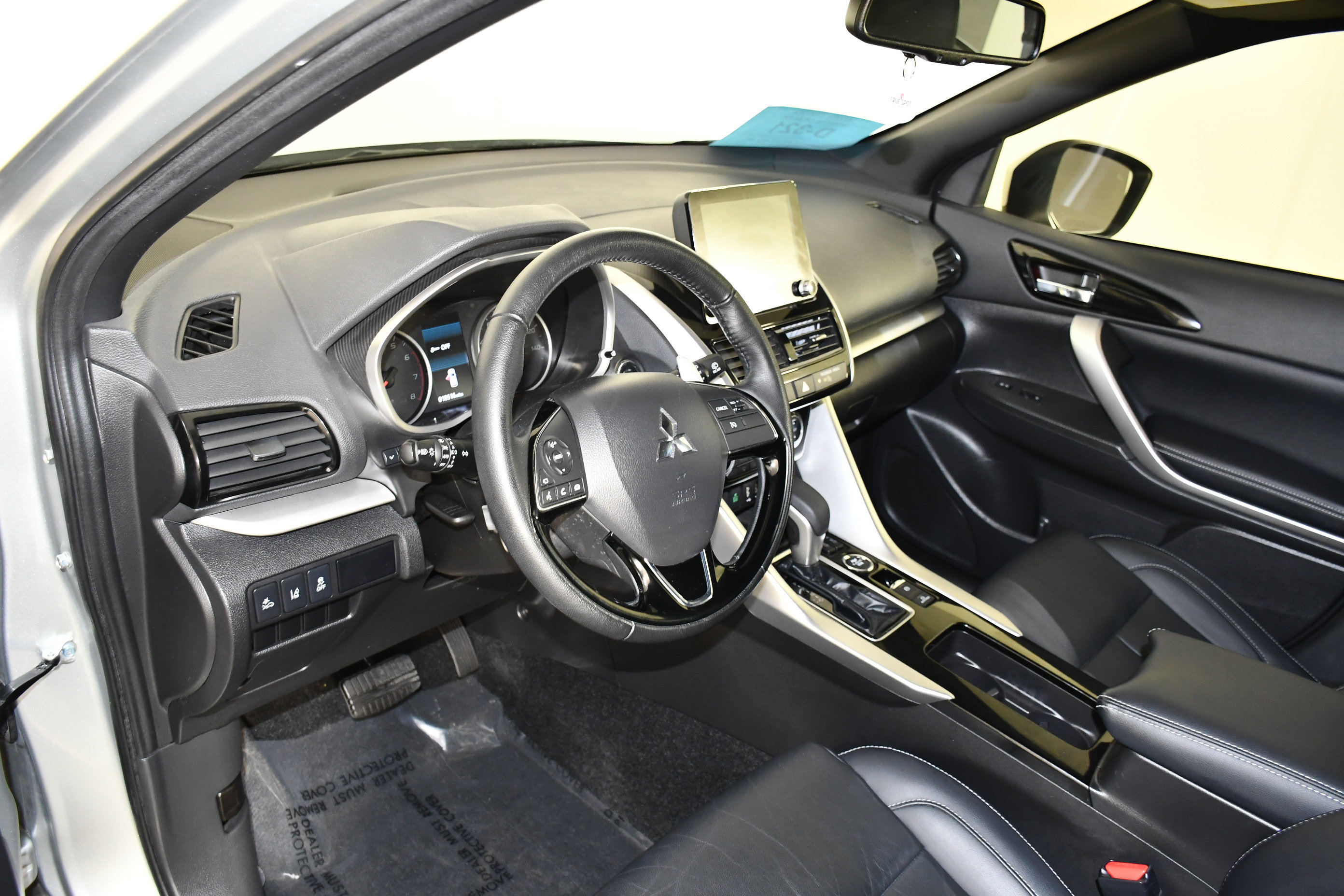 Used 2023 Mitsubishi Eclipse Cross SEL AWD/4WD image 36