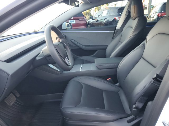 Used 2025 Tesla Model 3 Long Range image 16