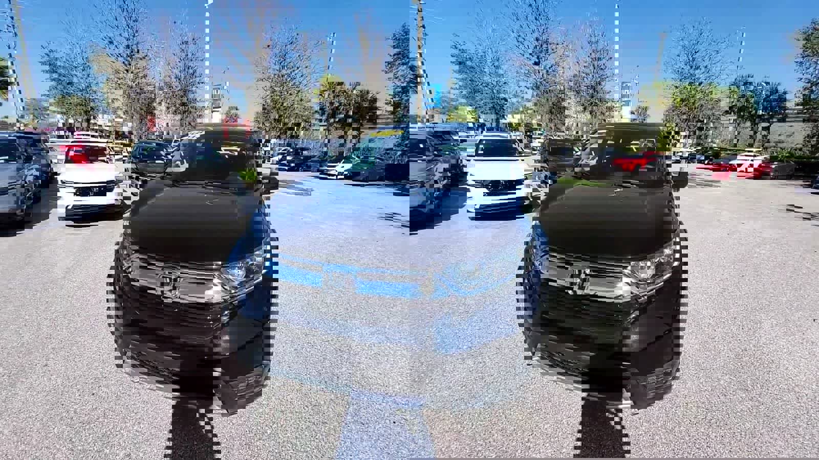 Used 2018 Honda CR-V LX image 3