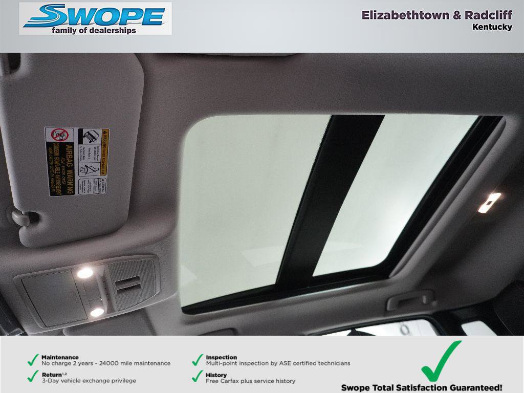 New 2025 Nissan Kicks SR w/ SR Premium Package image 32